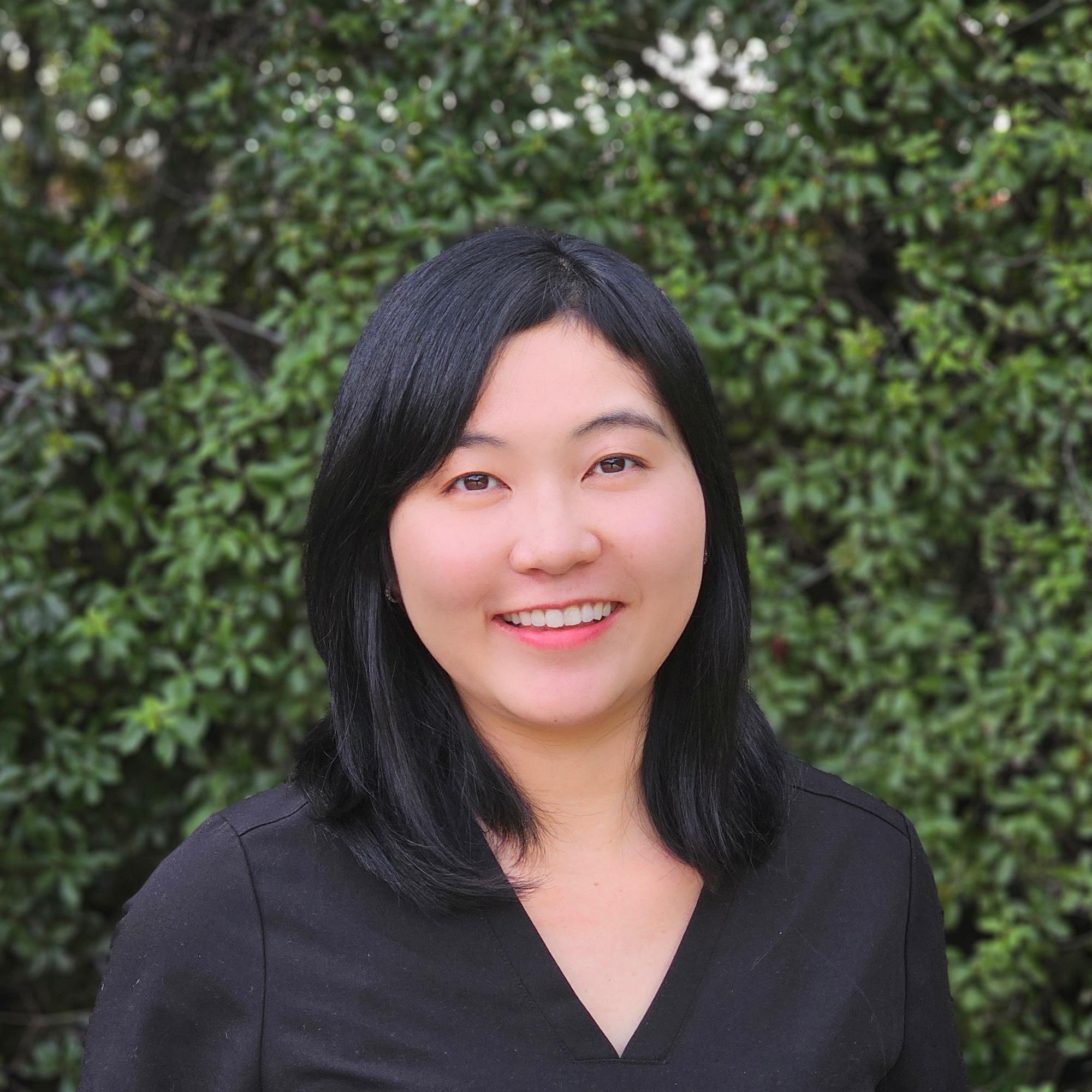 Dr Yan Lau
